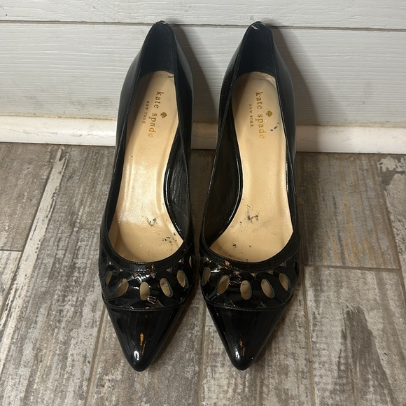 Black Kate Spade Patent Leather Cutouts 3 inch Heel Size 8 - Picture 2 of 8